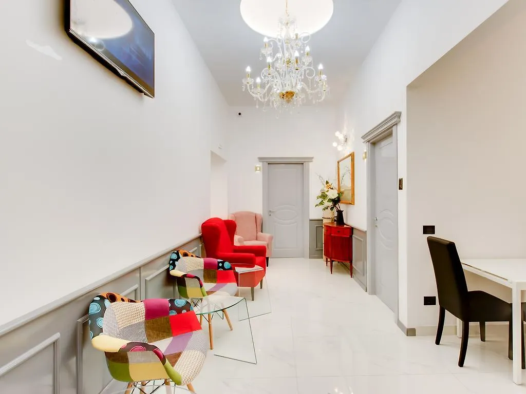 Queen Palace Suites Rome